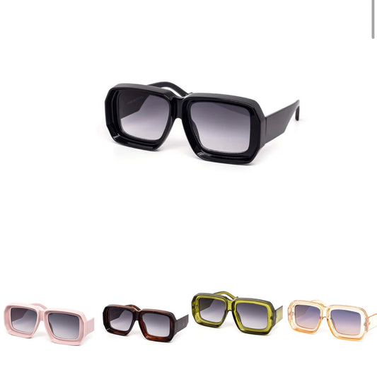 Hollywood Retro Chic Sunglasses